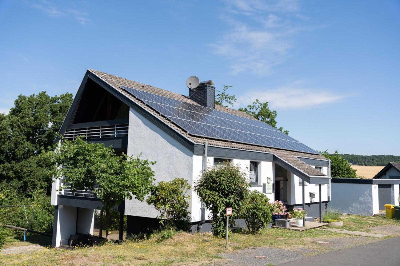 Ferienhaus Schoene Aussicht Ferienwohnung Gruen Hemfurth-Edersee Exteriér fotografie